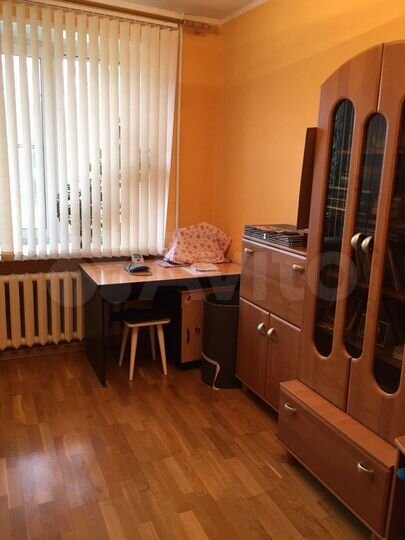 4-к. квартира, 100 м², 1/5 эт.