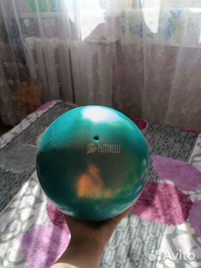 Гимнастический мяч