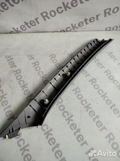 Обшивка стойки передняя левая Hyundai Elantra XD