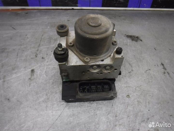 Блок abs Mazda 6 L8 2006