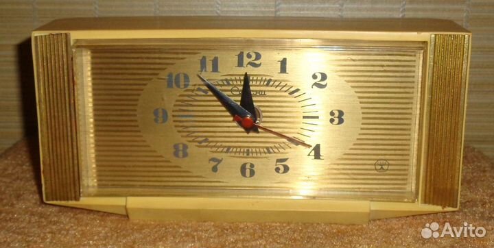 Часы настольные СССР