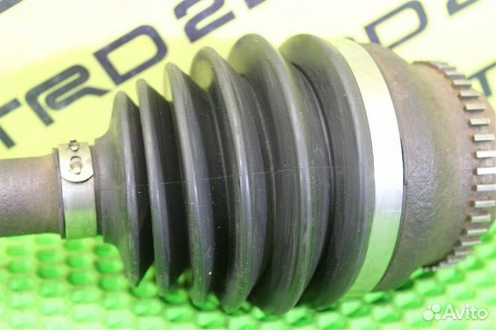 Привод передний правый Mitsubishi Diamante F34A