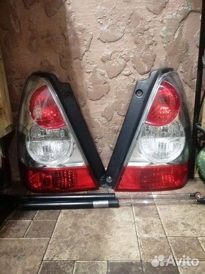 Фонарь subaru forester задний