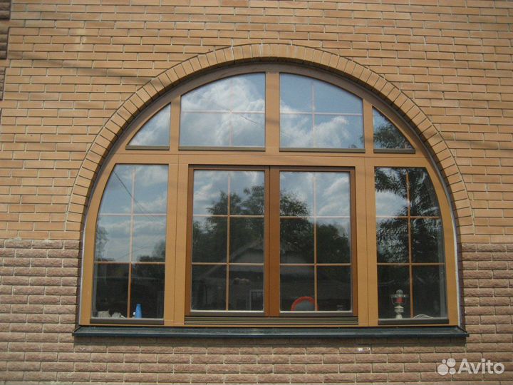 Арочное окно