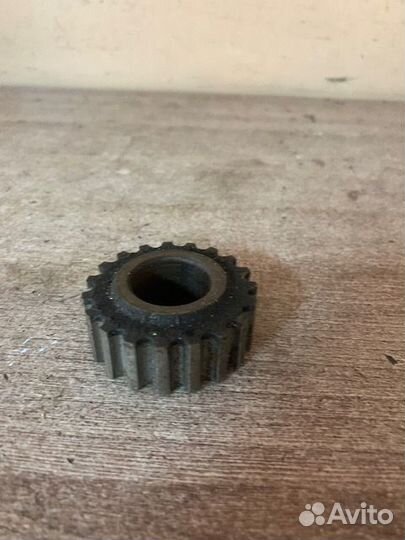 Шестерня коленвала Renault 7700747599