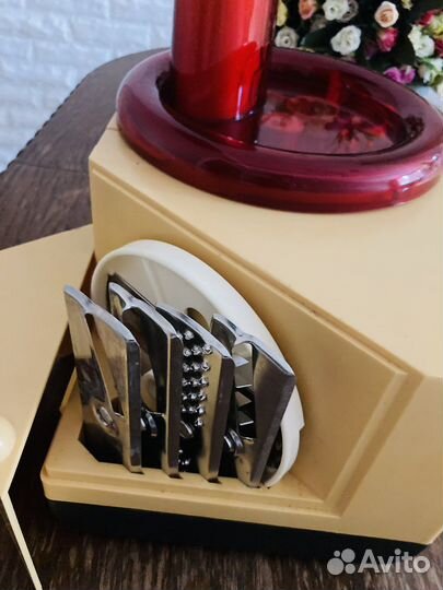 Кухонный ретро комбайн новый Merloni Progetti