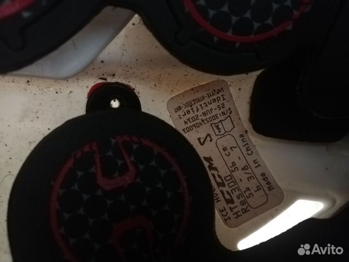 Хоккейный шлем