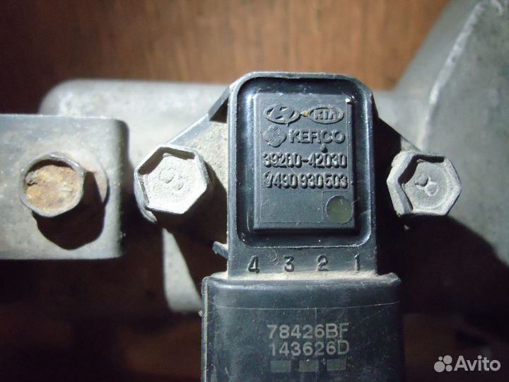 Датчик давления воздуха D4BH Hyundai Starex