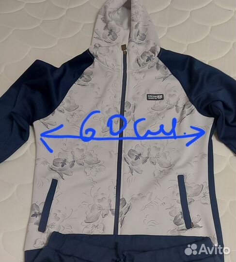 Спортивный костюм женский