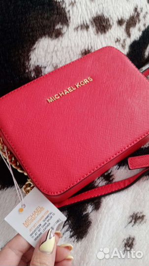 Кросбоди Майкл Корс. Новая