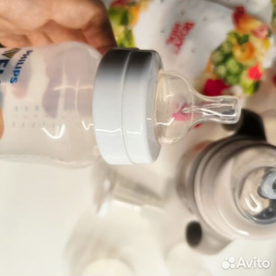 Бутылочка поильник щётка паучи