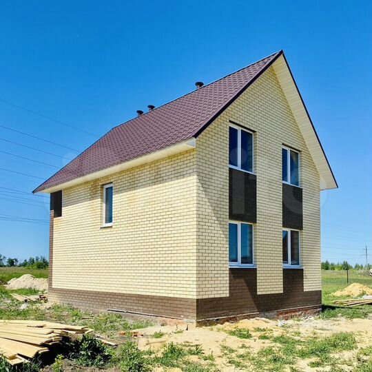 Коттедж 100 м² на участке 7,5 сот.