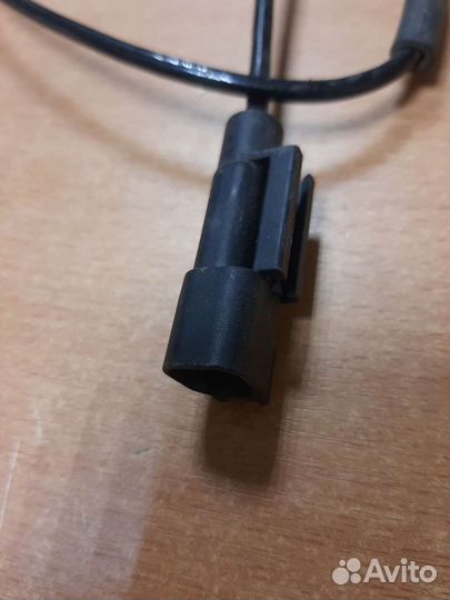 Датчик ABS задний левый Mitsubishi Lancer CY