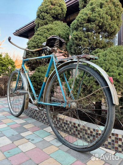 Старинный велосипед 