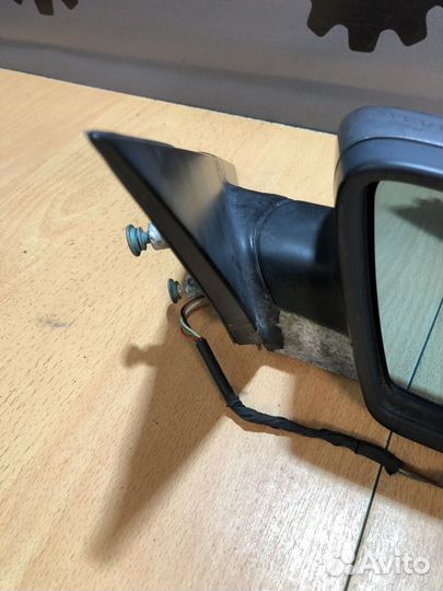 Зеркало правое 4 контакта BMW e60