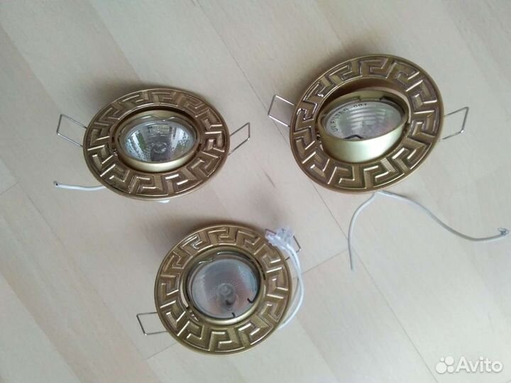 Точечные светильники, потолочные, встраиваемые