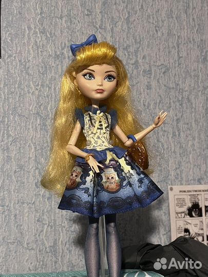 Ever After High Блонди Локс Базовая