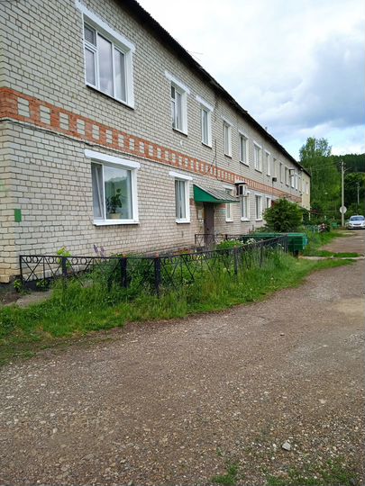2-к. квартира, 42 м², 1/2 эт.