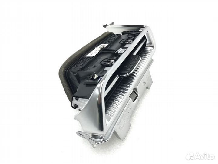 Дефлектор воздушный передний правый Kia K 5 5 G4KN