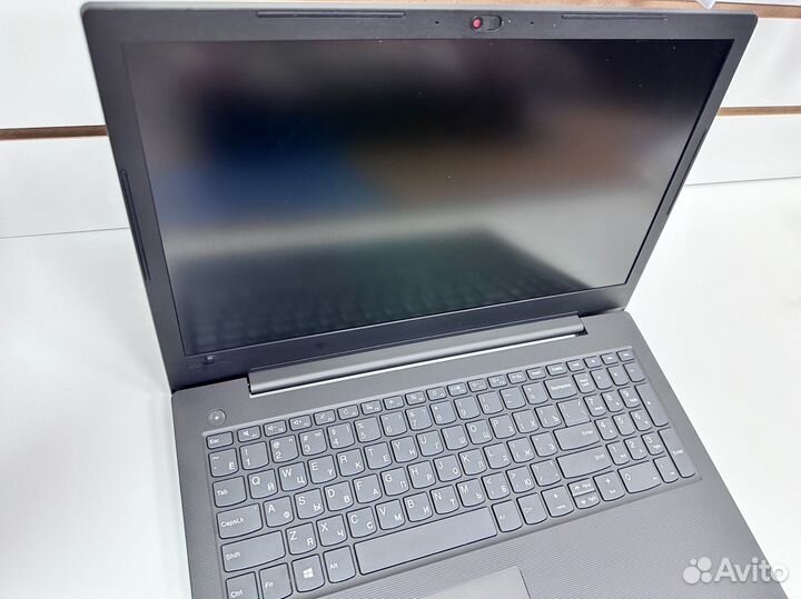 Lenovo V130-15igm