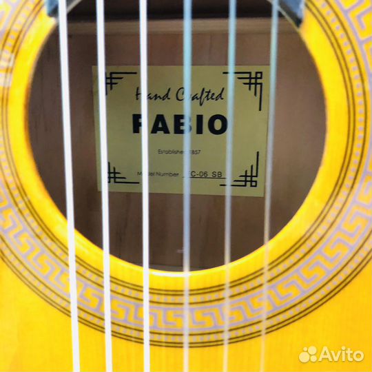 Гитара классическая