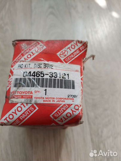 Toyota задние передние тормозные колодки(оригинал)