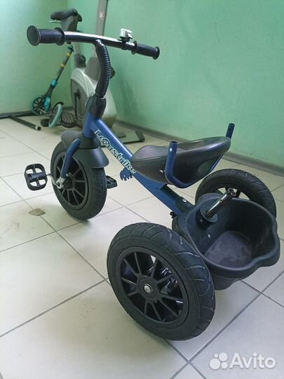 Детский трехколесный велосипед бу