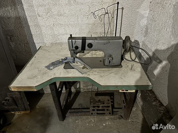 Швейная машинка