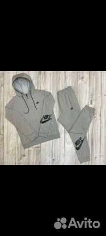 Спортивный костюм Nike в наличии