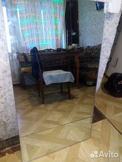 Зеркальные полотна с Литовской стенки