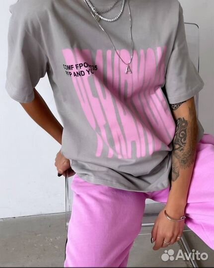 Костюм с оверсайз футболкой