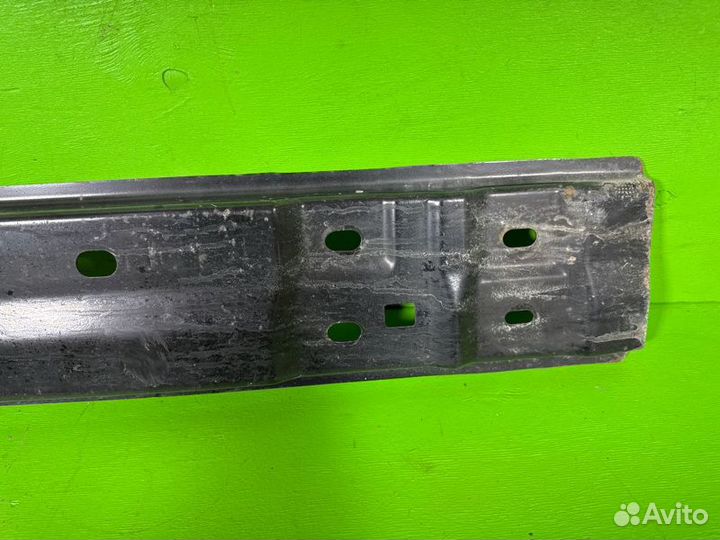 Усилитель бампера задний Toyota Corolla E150 1ZR