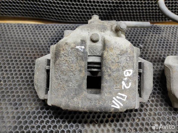 Суппорта передняя Opel Omega B 1994-1999