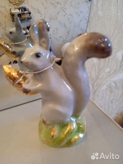 Штоф Фарфоровый Белка Хайта СССР