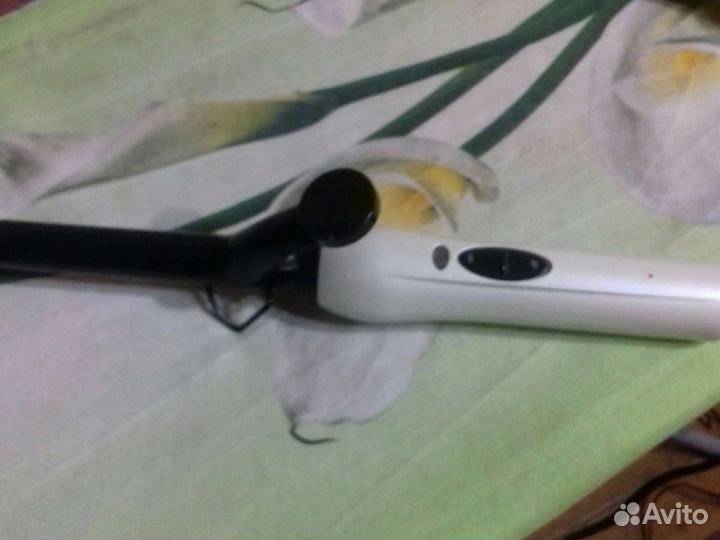 Щипцы для завивки волос