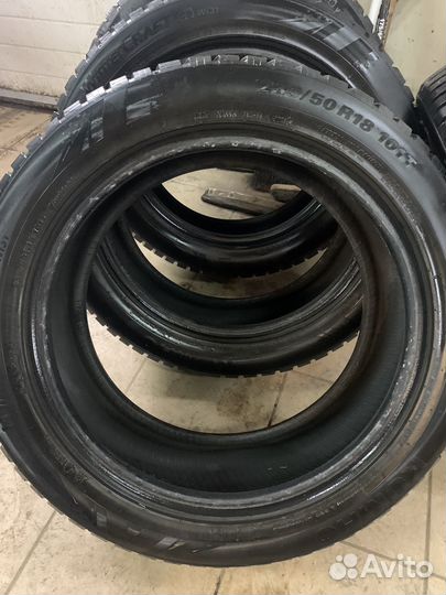 Kumho WinterCraft Ice WI31 235/50 R18 101