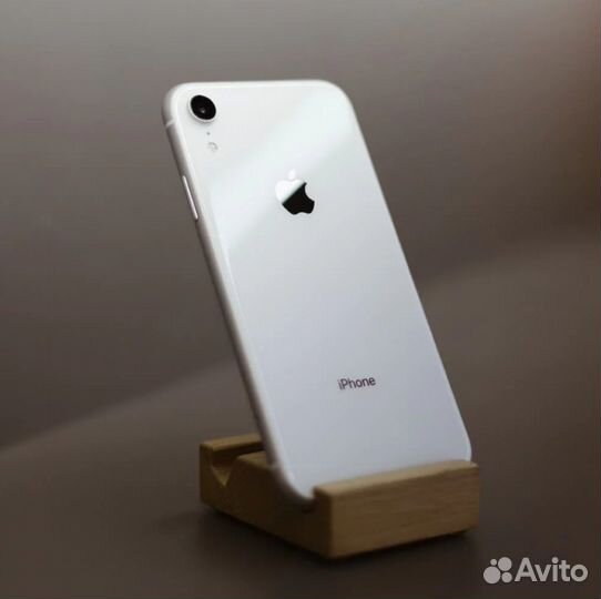 iPhone SE (2020), 128 ГБ
