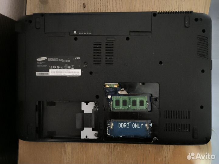 Ноутбук samsung на запчасти