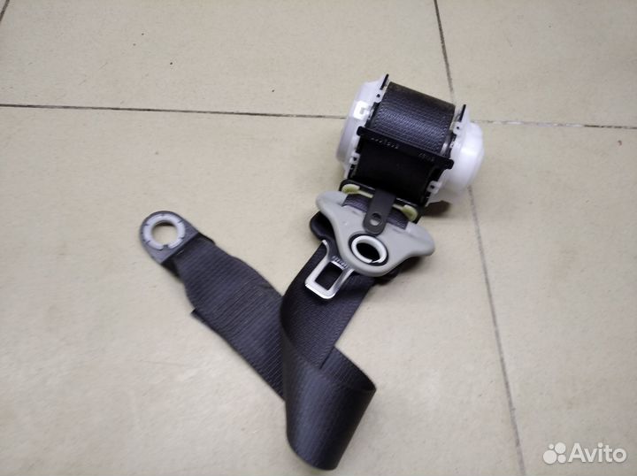 Ремень безопасности Fortuner 2015