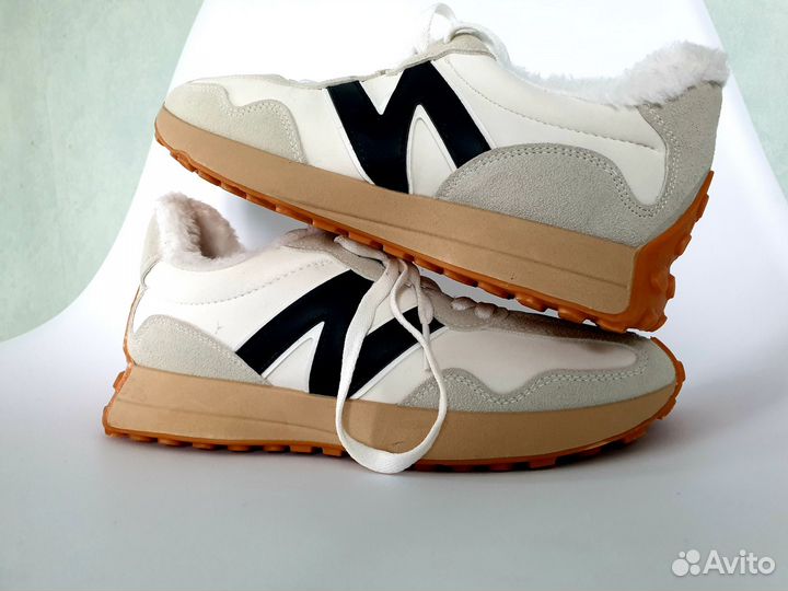 Кроссовки зимние женские