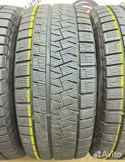 Pirelli Ice Asimmetrico 235/50 R18 97Q