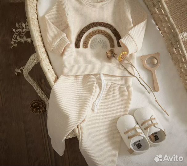 Костюм в рубчик на мальчика или девочку 12-18мес