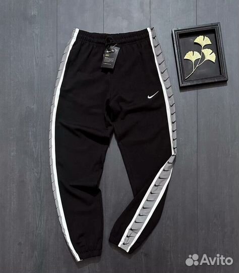 Штаны спортивные nike