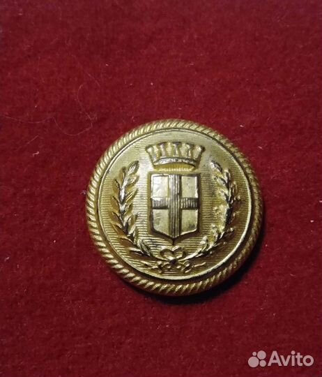 Пуговица. Италия