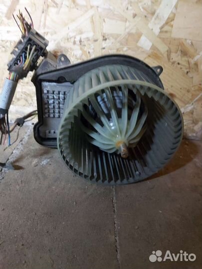 Моторчик печки задний BMW 7 E65