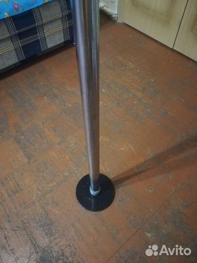 Пилон pole dance