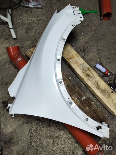 Крыло переднее правое Mazda cx 9