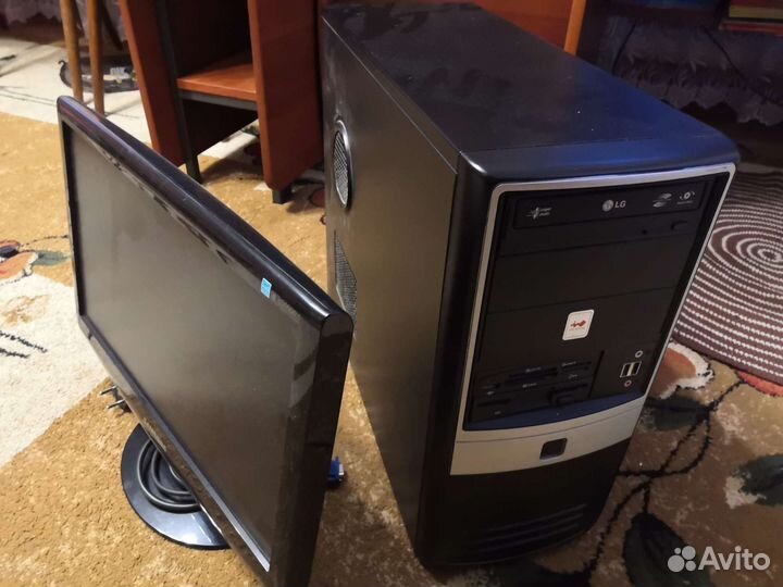Монитор LG