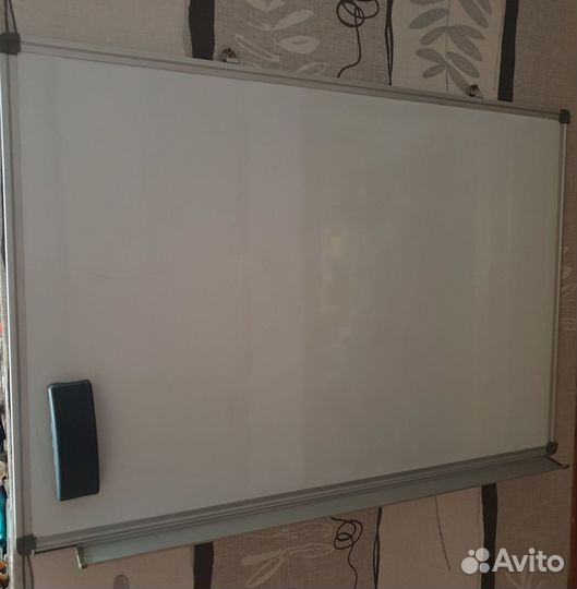 Магнитно маркерная доска