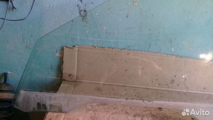 Стекло передний двери BMW E39-бмв Е39